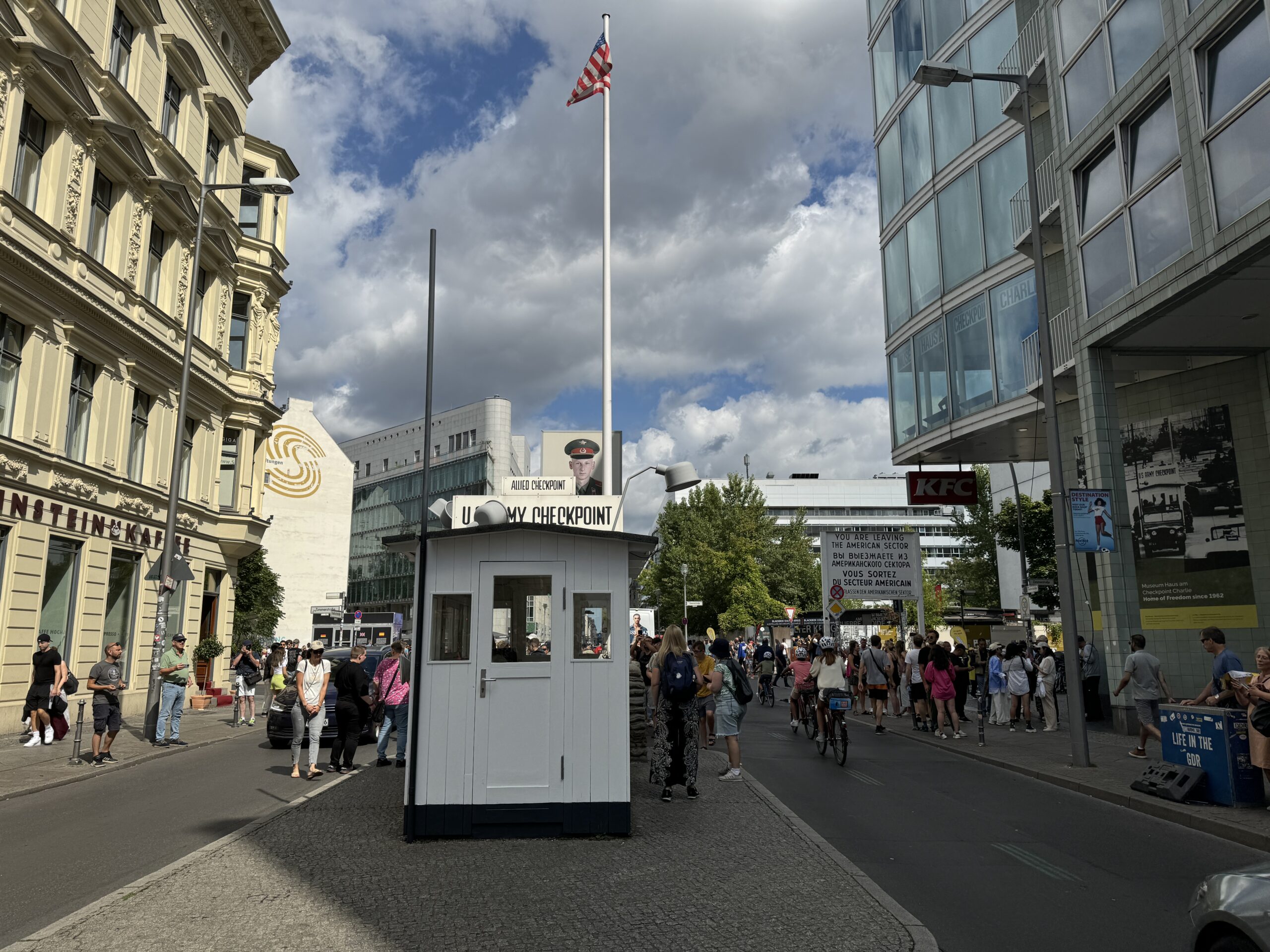 Checkpoint Charlie Berlin