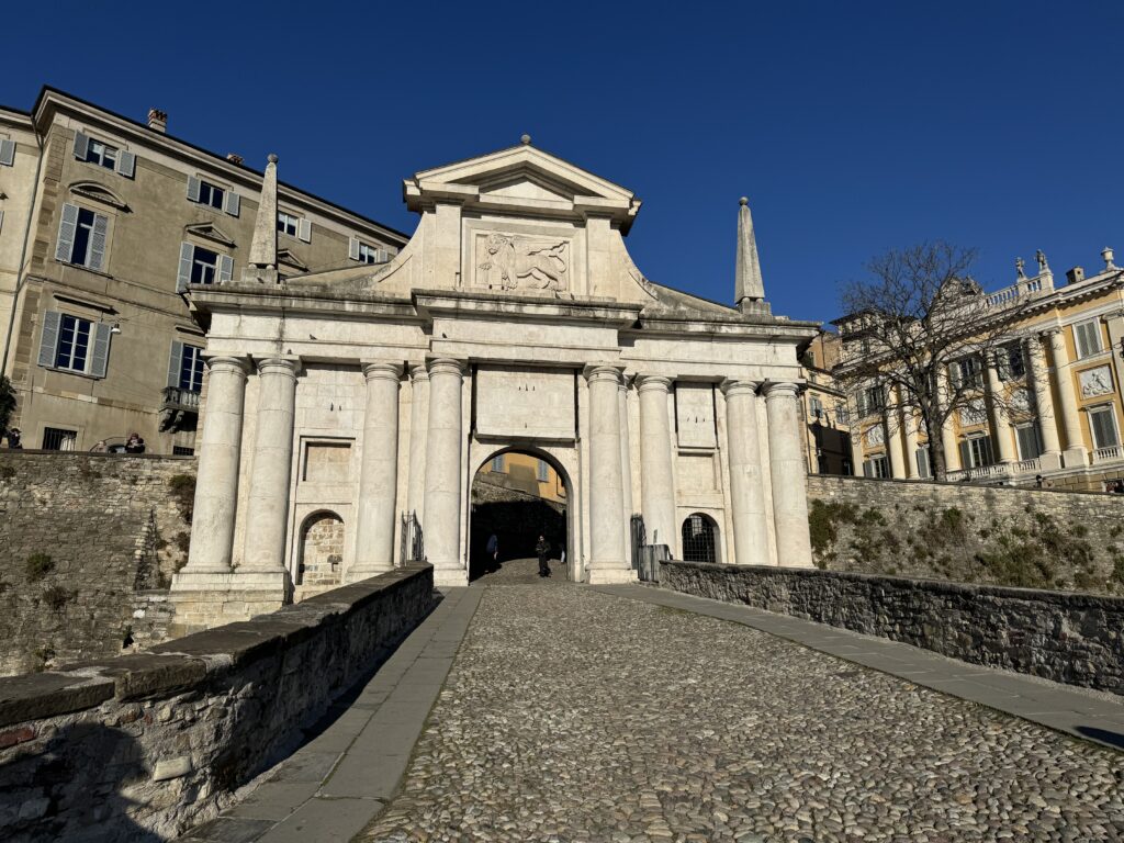 Porta San Giacomo Bergamo